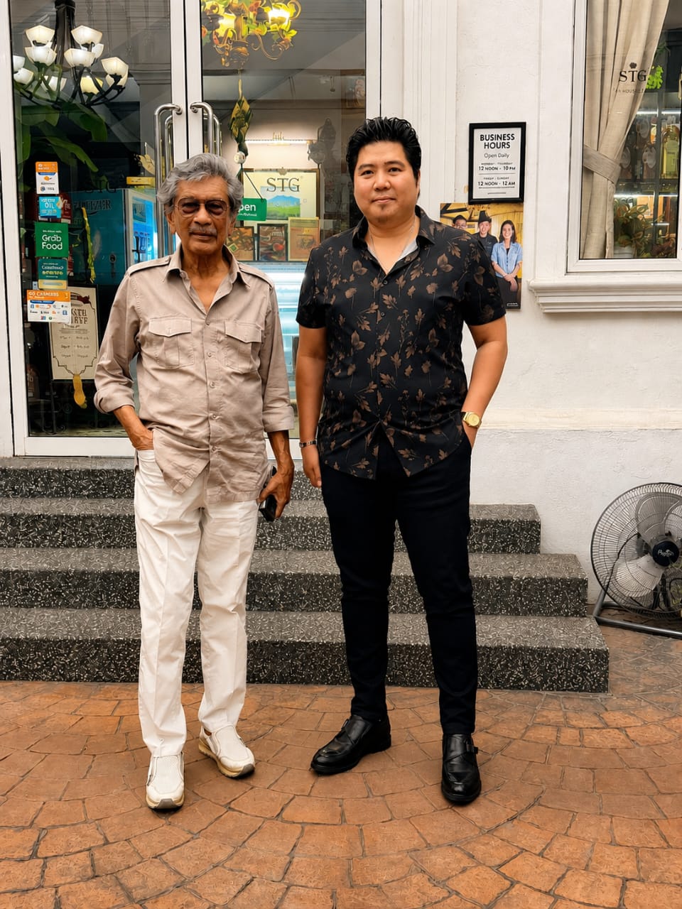 Presiden DPPM bersama kerabat diraja